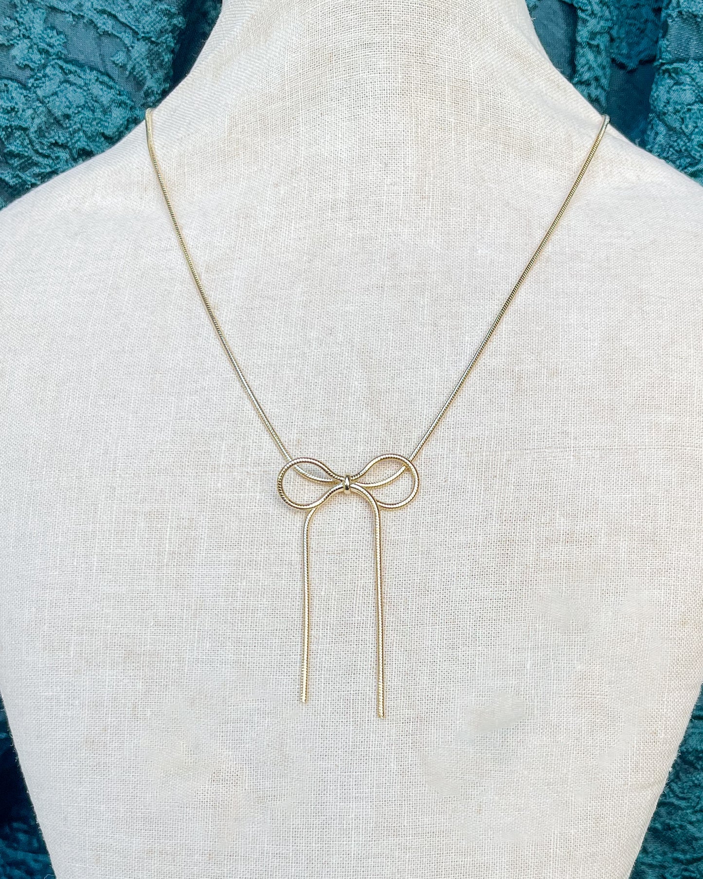 Wrap It Up Necklace