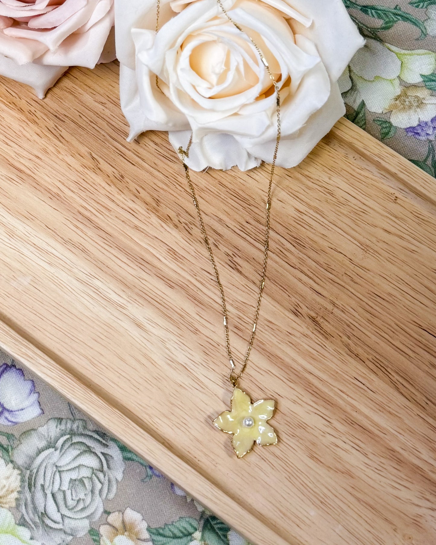 She’s Blooming Necklace - Yellow
