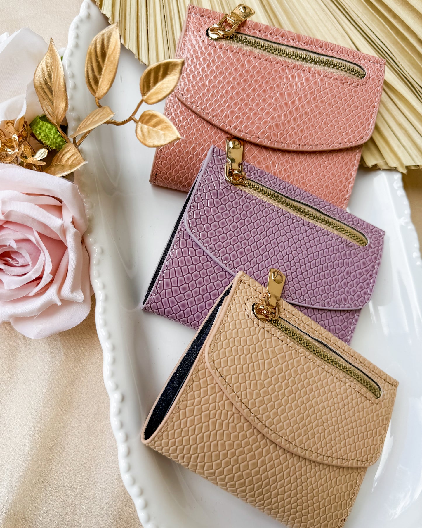 April Wallet - Spring Vibes