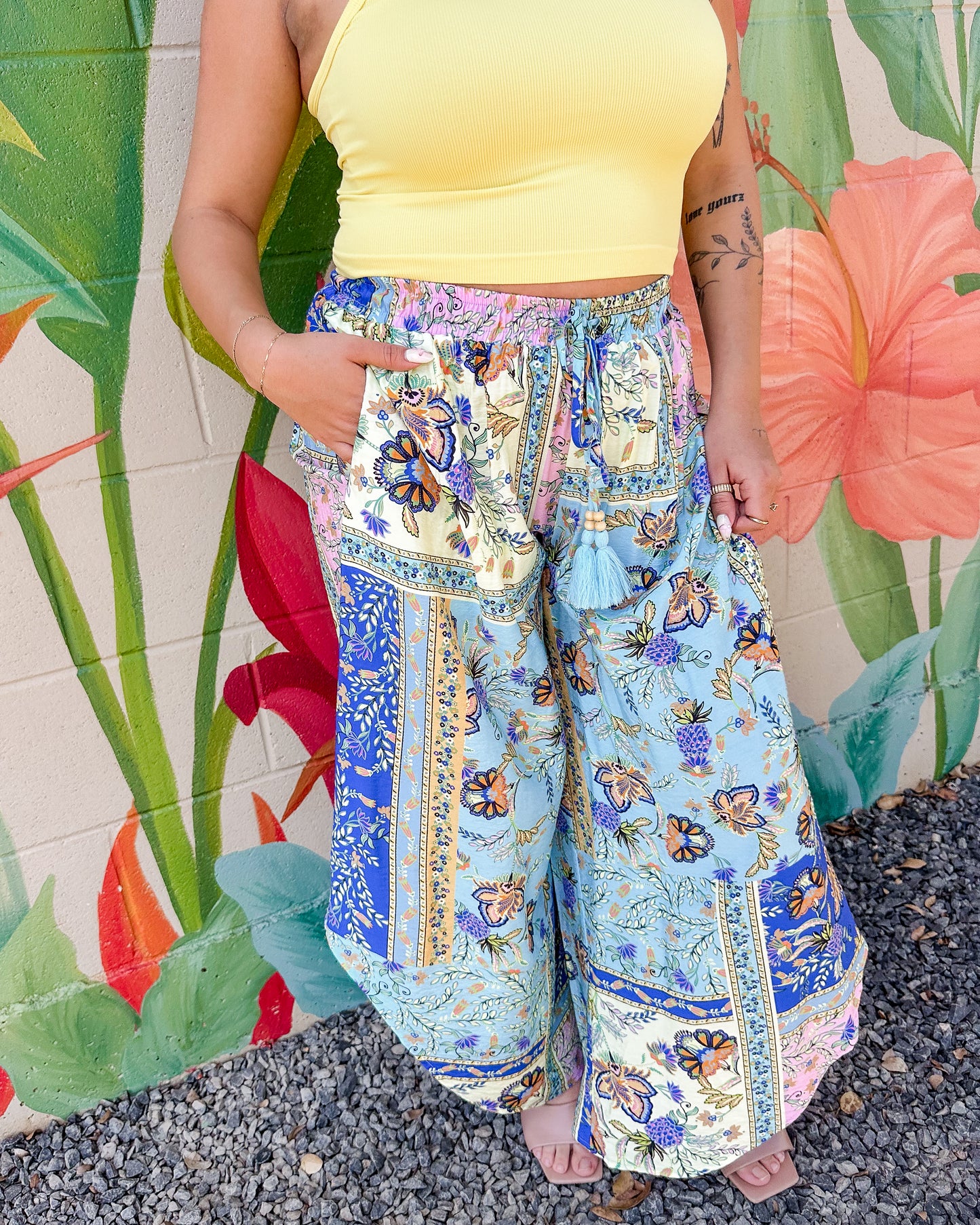 Pulelehua Pants
