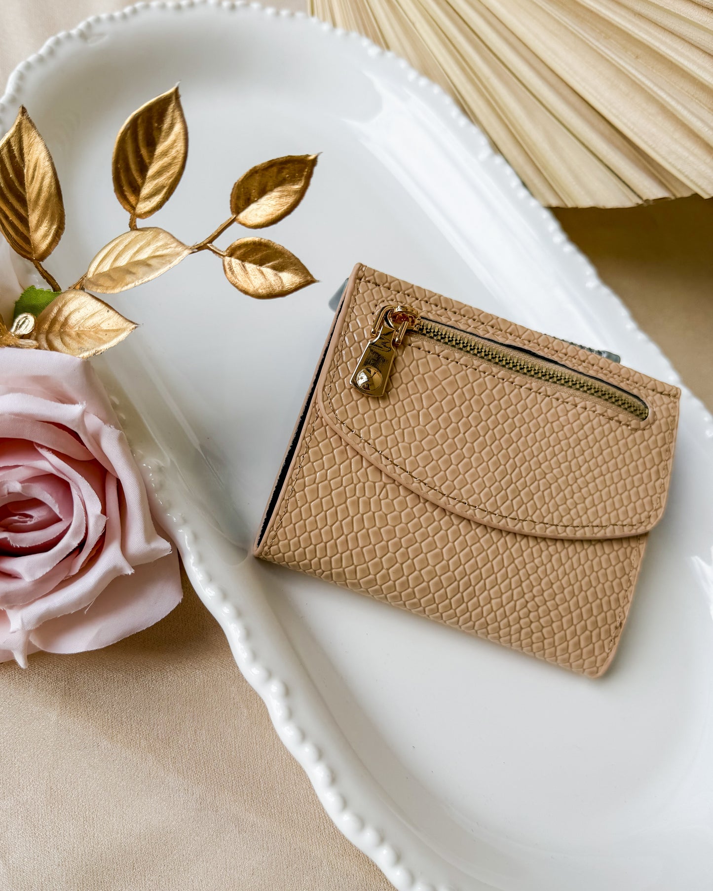 April Wallet - Spring Vibes