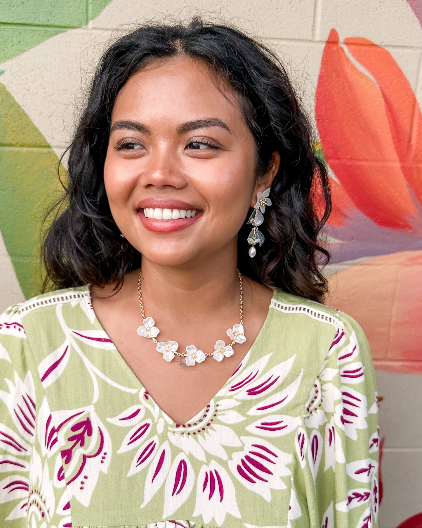 Pretty In Pearl Necklace