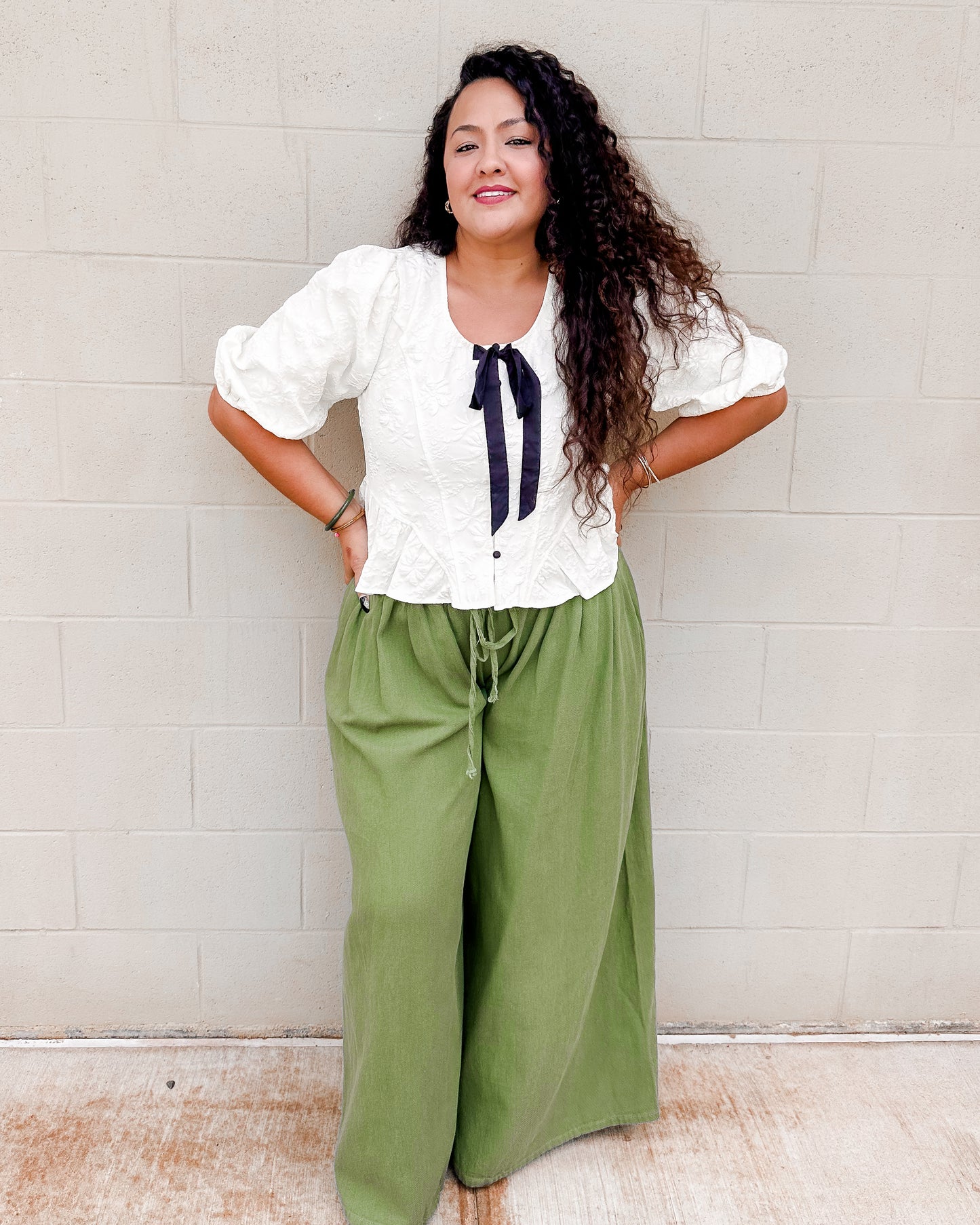 Ollie Rae Pants - Avocado